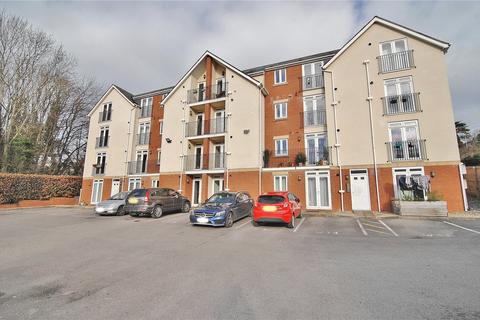 2 bedroom maisonette for sale, Wilminton Terrace, London Road, Stroud, Gloucestershire, GL5
