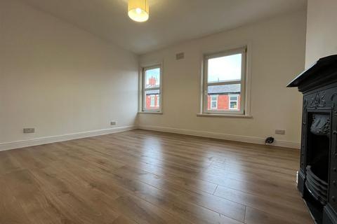 2 bedroom terraced house to rent, Cunliffe Road,Blackpool, Lancashire