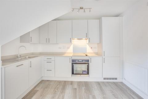 1 bedroom apartment to rent, 132-134 New Road, High Wycombe HP12