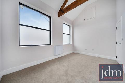 2 bedroom apartment to rent, Chantry Lane, Bromley, BR2