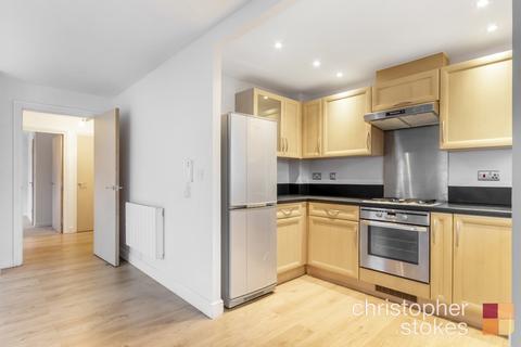 2 bedroom flat for sale, Yukon Road, Broxbourne, Hertfordshire, EN10 6FN