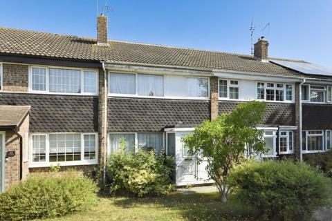 3 bedroom terraced house for sale, 63 Hawfinch Walk, Chelmsford, Essex, CM2 8BE