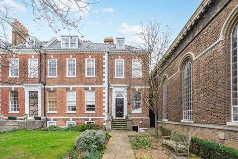 3 bedroom flat for sale, Dartmouth Row, Blackheath, London, SE10