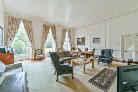 3 bedroom flat for sale, Dartmouth Row, Blackheath, London, SE10