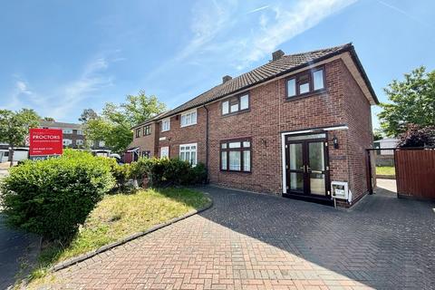 3 bedroom semi-detached house for sale, Swiftsden Way, Bromley BR1