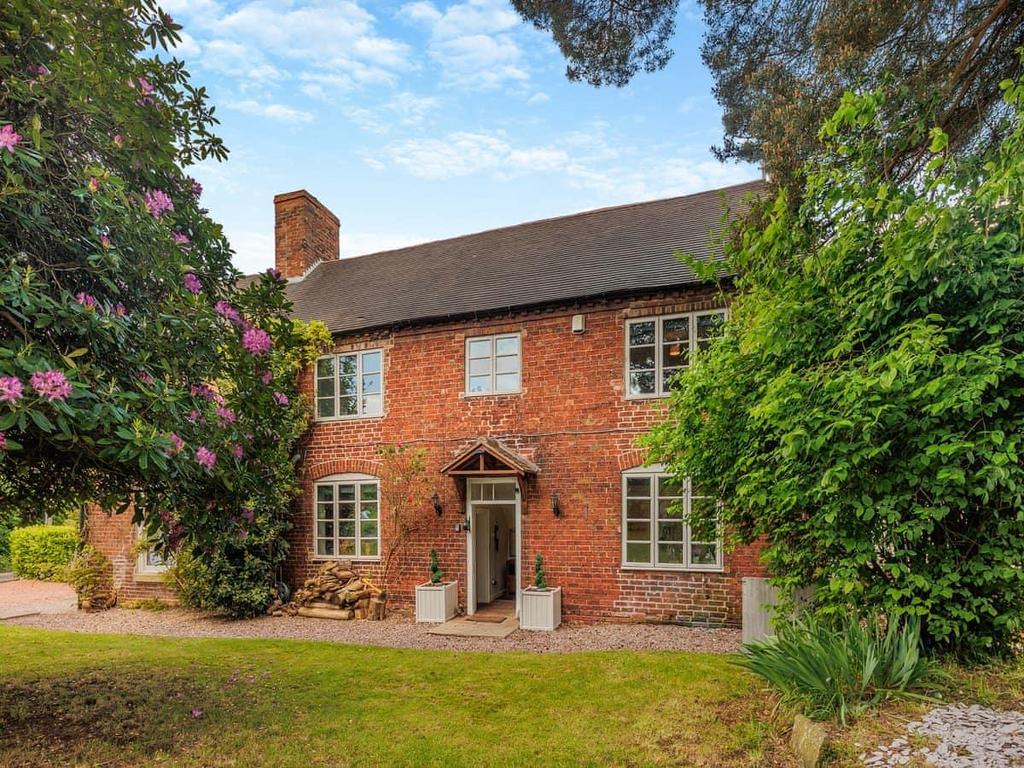 Blythbury Farmhouse (23).jpg