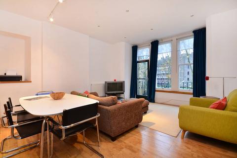 3 bedroom flat to rent, Grove Hill Road, Denmark Hill, London, SE5
