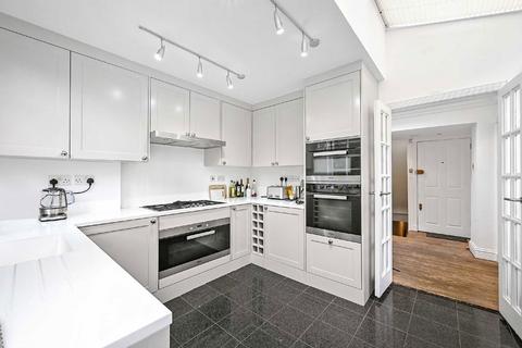undefined, Doughty Street, London WC1N