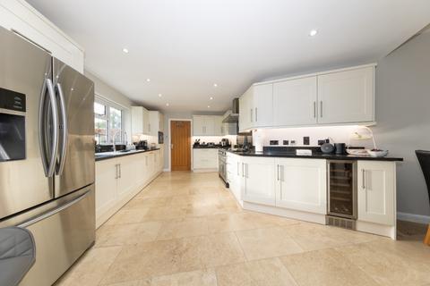 undefined, Dunstable, Bedfordshire LU6