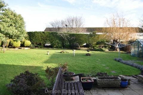 3 bedroom detached bungalow for sale, Carisbrooke Road, Gosport