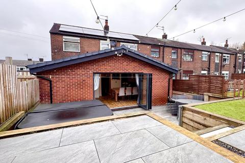 3 bedroom end of terrace house for sale, Yew Tree Grove, Lancashire BB4