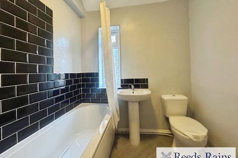 3 bedroom terraced house for sale, Grange Street, Greater Manchester M6