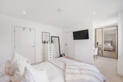 2 bedroom flat for sale, Beaumont Road, Southfields, SW19