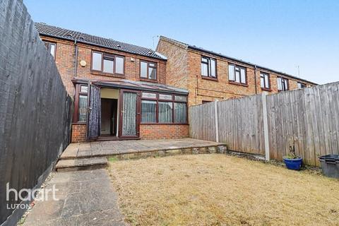 Links Way, Luton