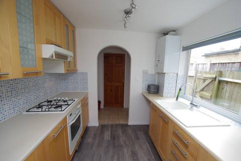 3 bedroom terraced house to rent, Brixton Road, WD24, Watford, WD24