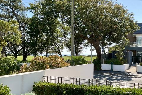 2 bedroom apartment for sale, Needles Watch, 6 Wharncliffe Gardens, Highcliffe-On-Sea, Dorset, BH23