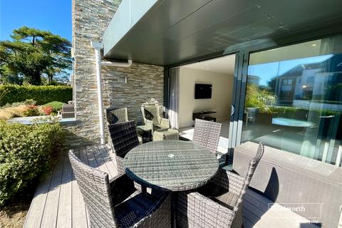 2 bedroom apartment for sale, Needles Watch, 6 Wharncliffe Gardens, Highcliffe-On-Sea, Dorset, BH23