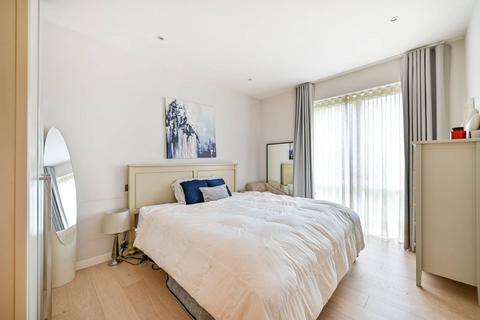 2 bedroom flat for sale, Melliss Avenue, Kew, Richmond, TW9