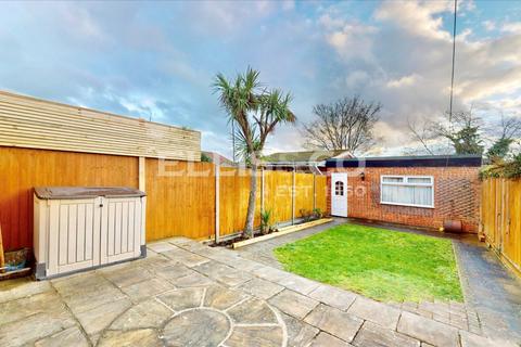 undefined, Avon Road, Greenford, UB6