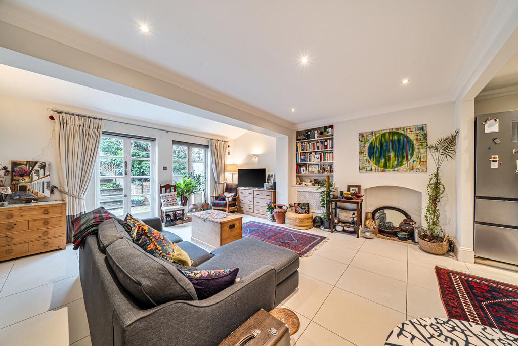 Living Room/Kitchen