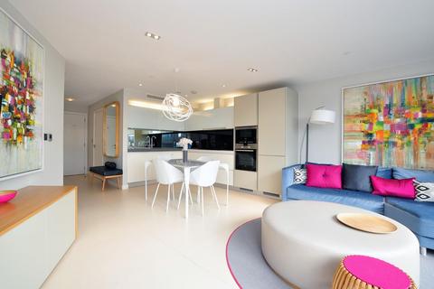 2 bedroom flat to rent, Bezier Apartments, City Road, London, EC1Y
