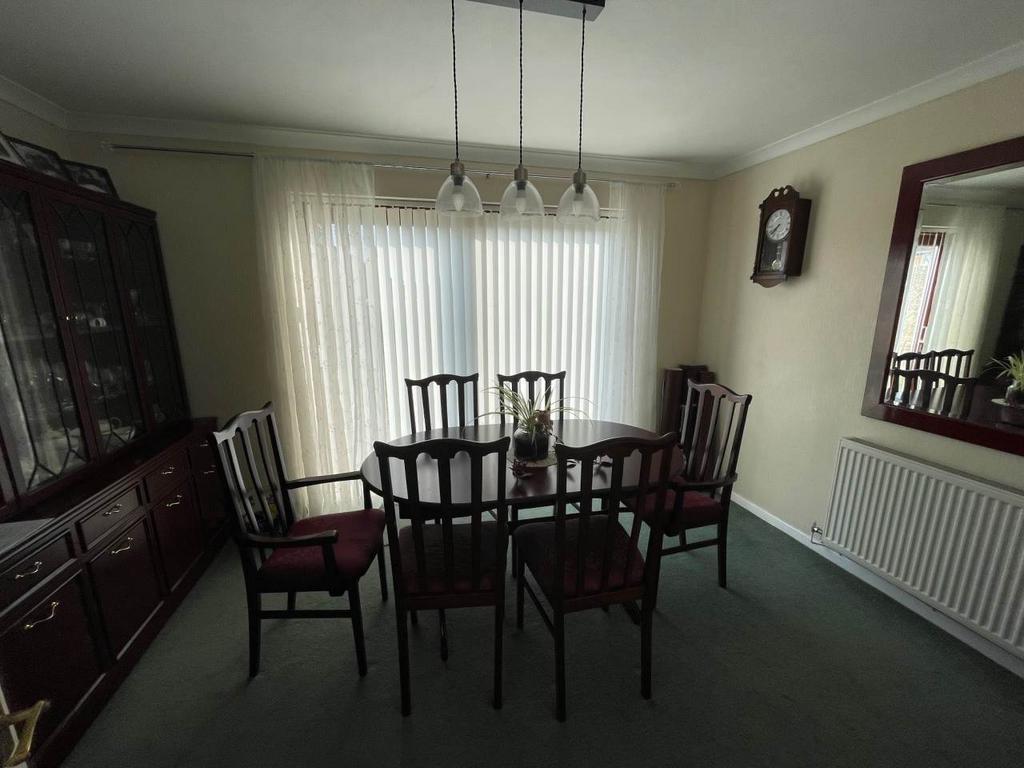 Southdown 7 dining r