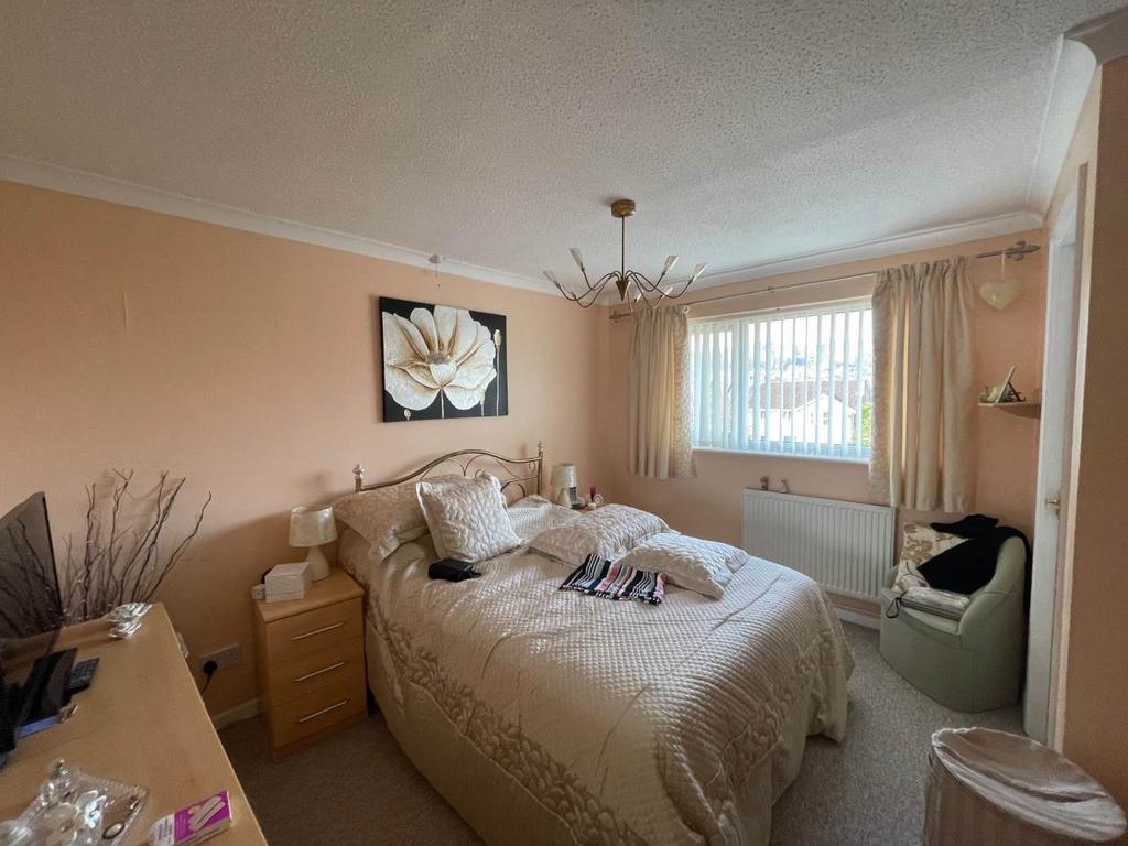 Southdown 7 bed 1