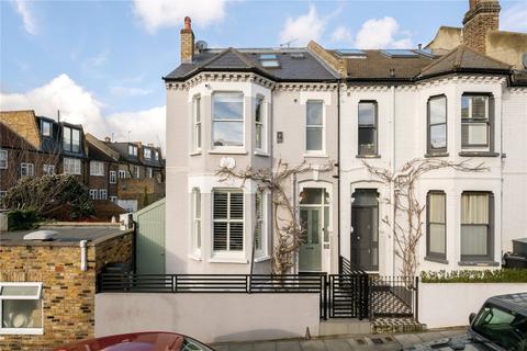 4 bedroom end of terrace house for sale, Bennerley Road, London SW11