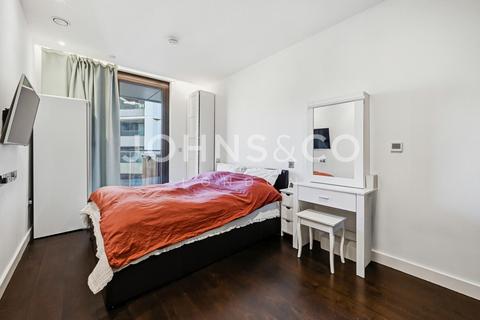 2 bedroom apartment for sale, Haines House, The Residence, Nine Elms, SW11