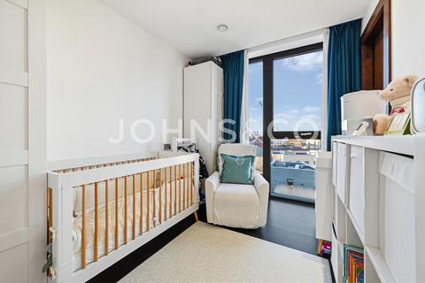 2 bedroom apartment for sale, Haines House, The Residence, Nine Elms, SW11