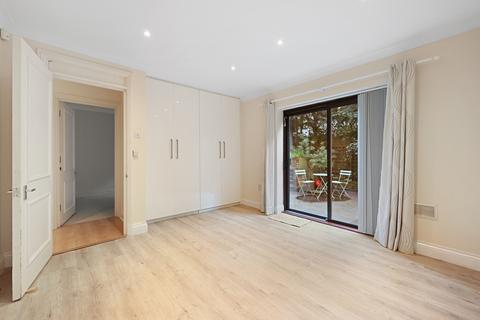 2 bedroom apartment to rent, 2, Thornbury Square, Highgate, N6