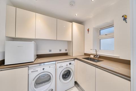 3 bedroom apartment for sale, Ducks Hill Road, Northwood