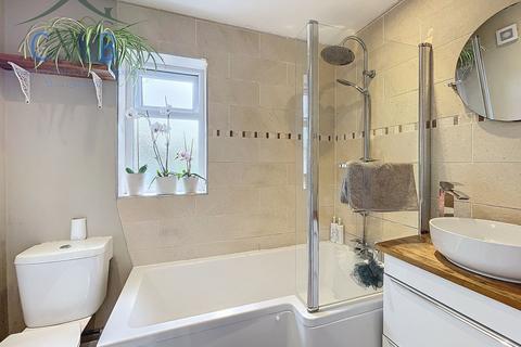 3 bedroom terraced house for sale, Holborough Road, Snodland, ME6