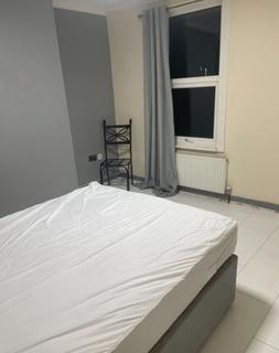 undefined, Anerley Park, London SE20