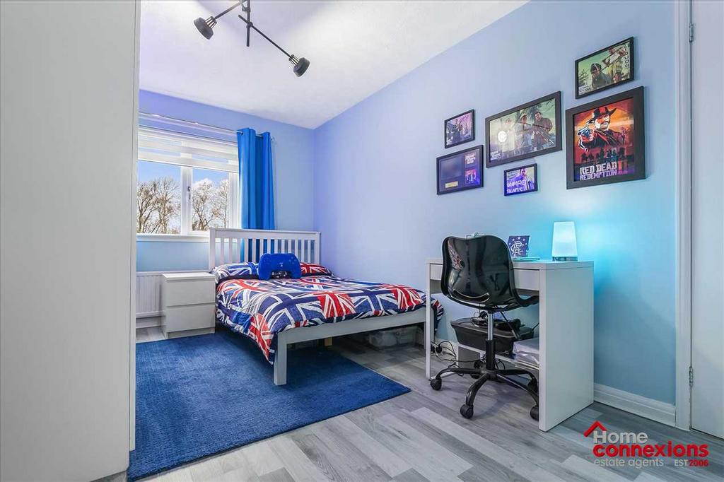 Bedroom One (3)