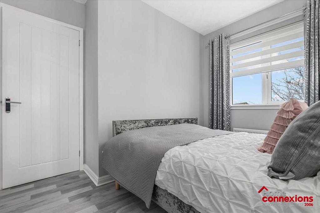 Bedroom Two (2)