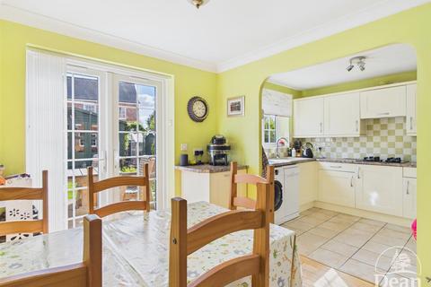 undefined, Colliers Field, Cinderford