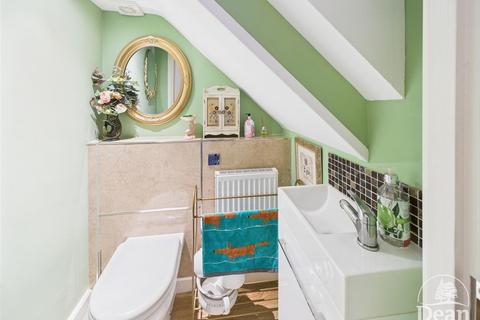 3 bedroom end of terrace house for sale, Nailbridge, Drybrook
