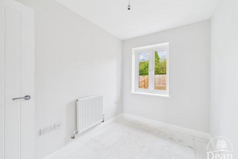 3 bedroom detached house for sale, School Close, Buckshaft Road, cinderford