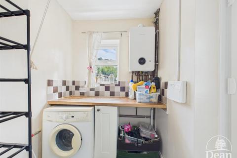 3 bedroom end of terrace house for sale, Ruspidge Road, Cinderford