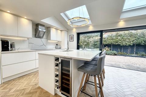 undefined, Grovehurst, Manchester M27