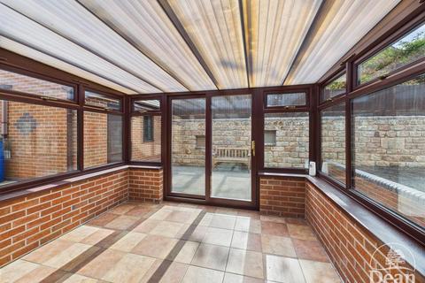 2 bedroom bungalow for sale, Ruspidge Road, Cinderford