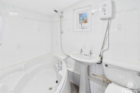 2 bedroom end of terrace house for sale, High Street, Drybrook