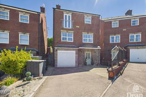 4 bedroom detached house for sale, Coleford, Gloucestershire