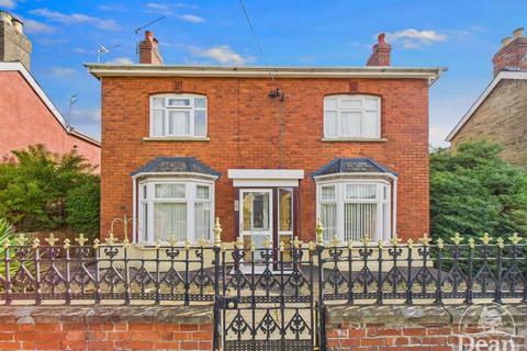 undefined, Wood Road, Mile End