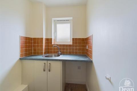 5 bedroom terraced house for sale, Princess Royal Road, Bream, Lydney