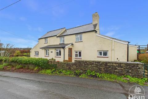 2 bedroom cottage for sale, Crossways, Coleford