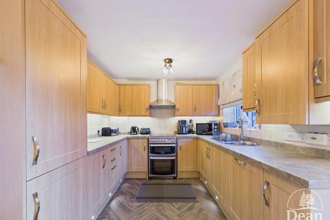 3 bedroom detached house for sale, Bramble Road, Milkwall, Coleford