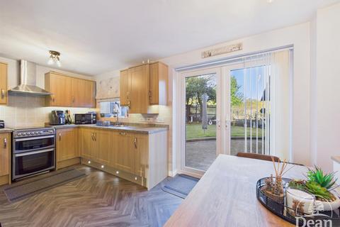 3 bedroom detached house for sale, Bramble Road, Milkwall, Coleford