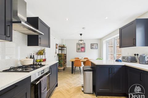 undefined, Kingfisher Drive, Lydney GL15